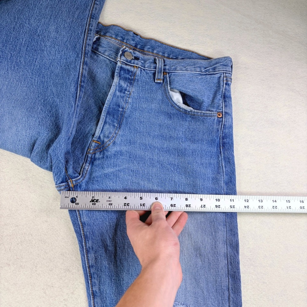 Levis 501 93 Straight Leg Jeans Mens W31 L34 Blue Distressed 79830-0149 - Picture 9 of 10